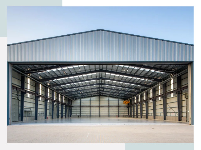 Большие ангары в Боровичах