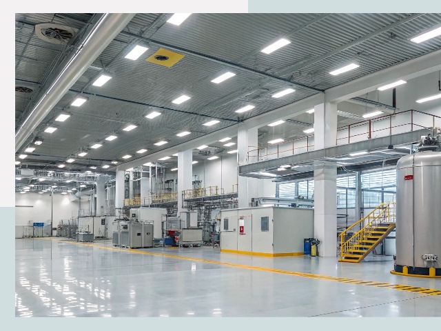 Освещение ангаров в Боровичах от 625 руб. - Эффективные решения